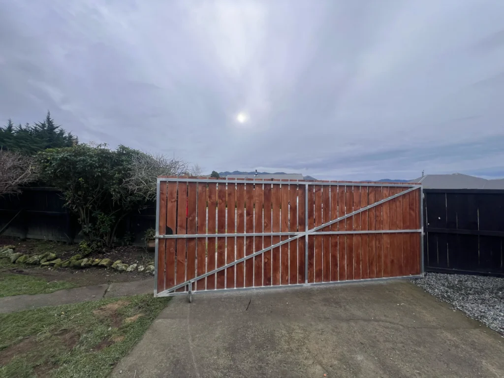 WhatsApp Image 2025-08-04 at 10.21.34 PM (4)